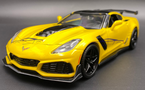 Corvette ZR1 2019 1:24 Motormax 79356 Corvette ZR1 2019 1:24 Motormax 79356