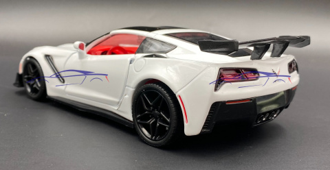 Corvette ZR1 2019 1:24 Motormax 79356 Corvette ZR1 2019 1:24 Motormax 79356