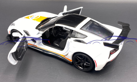 Corvette ZR1 2019 Gulf Livery 1:24 Motormax 79657 Corvette ZR1 2019 Gulf Livery 1:24 Motormax 79657