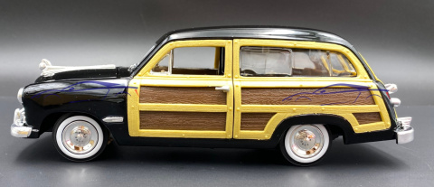Ford Woody Wagon 1949 1:24 Motormax 73260 Ford Woody Wagon 1949 1:24 Motormax 73260