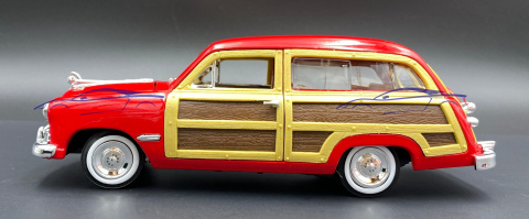 Ford Woody Wagon 1949 1:24 Motormax 73260 Ford Woody Wagon 1949 1:24 Motormax 73260