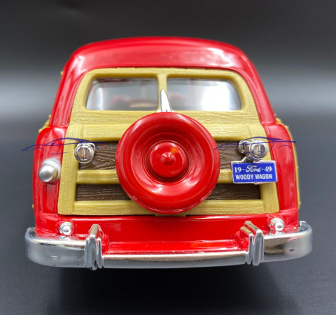 Ford Woody Wagon 1949 1:24 Motormax 73260 Ford Woody Wagon 1949 1:24 Motormax 73260