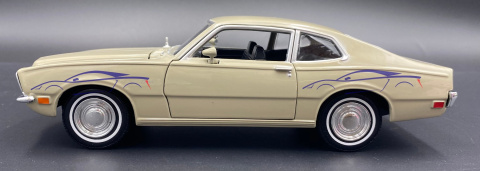 Mercury Comet 1971 1:24 Motormax 79041 Mercury Comet 1971 1:24 Motormax 79041