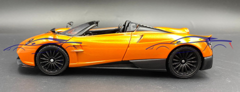 PAGANI Huayra Roadster 1:24 Motormax 79354 PAGANI Huayra Roadster 1:24 Motormax 79354