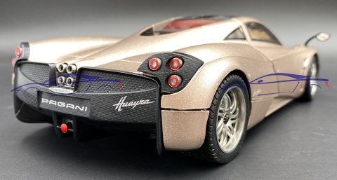 PAGANI Huayra 1:18 model Motormax 79160 PAGANI Huayra 1:18 model Motormax 79160