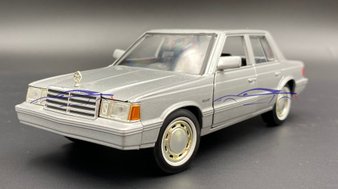 Plymouth Reliant 1983 1:24 model Motormax 73336 Plymouth Reliant 1983 1:24 model Motormax 73336