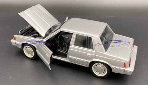 Plymouth Reliant 1983 1:24 model Motormax 73336 Plymouth Reliant 1983 1:24 model Motormax 73336