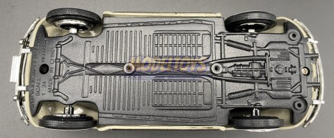 Volkswagen Beetle 1300 1966 1:24 Motormax 73223 Volkswagen Beetle 1300 1966 1:24 Motormax 73223