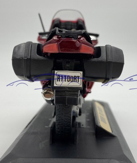 BMW R 1100RT na podstawce 1:18 Motormax BMW R 1100RT na podstawce 1:18 Motormax
