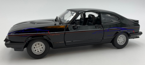 FORD Capri 1982 1:24 model Bburago 21093 FORD Capri 1982 1:24 model Bburago 21093