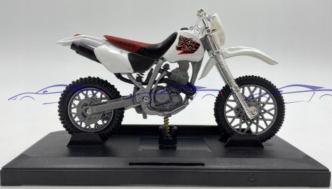 HONDA XR 400R na podstawce 1:18 Motormax HONDA XR 400R na podstawce 1:18 Motormax