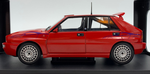 Lancia Delta Integrale 16V model WhiteBox 1:24 Lancia Delta Integrale 16V model WhiteBox 1:24