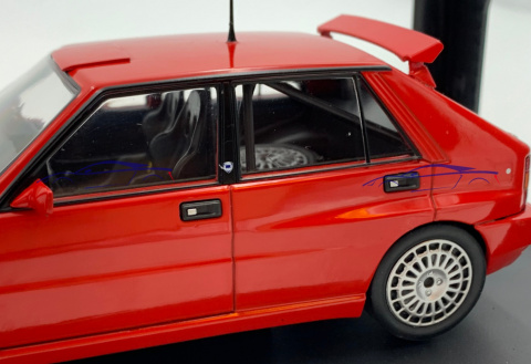 Lancia Delta Integrale 16V model WhiteBox 1:24 Lancia Delta Integrale 16V model WhiteBox 1:24