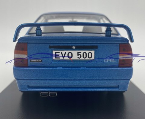 Opel Omega Evolution 500 1991 model WhiteBox 1:24 Opel Omega Evolution 500 1991 model WhiteBox 1:24