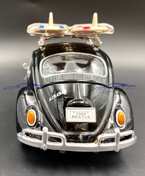 Volkswagen Beetle + surfboards 1:24 Motormax 79591 Volkswagen Beetle + surfboards 1:24 Motormax 79591