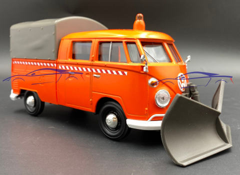 Volkswagen Type 2 (T1) pług 1:24 Motormax 79593 Volkswagen Type 2 (T1) pług 1:24 Motormax 79593