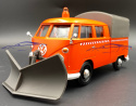 Volkswagen Type 2 (T1) pług 1:24 Motormax 79593