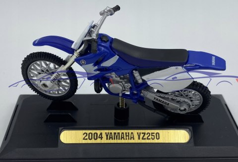 YAMAHA YZ 250 2004 na podstawce 1:18 Motormax YAMAHA YZ 250 2004 na podstawce 1:18 Motormax