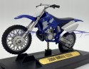 YAMAHA YZ 250 2004 na podstawce 1:18 Motormax