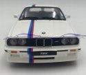 BMW M3 (E30) 1986 1:24 model Bburago 21100 white