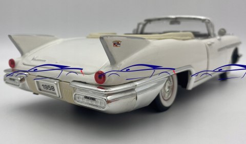 CADILLAC ELDORADO 1959 1:18 model LDC 92158 CADILLAC ELDORADO 1959 1:18 model LDC 92158