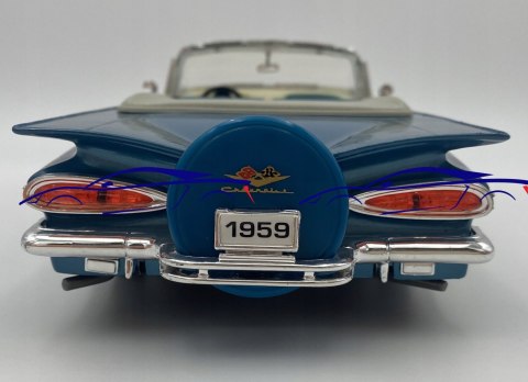 CHEVROLET IMPALA cabrio 1959 1:18 model LDC 92118 CHEVROLET IMPALA cabrio 1959 1:18 model LDC 92118