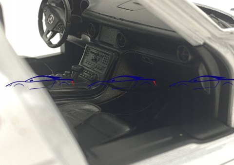 MERCEDES AMG SLS samochód model 24025 Welly 1:24 MERCEDES AMG SLS samochód model 24025 Welly 1:24