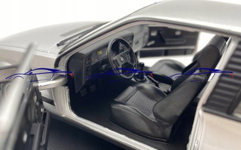 Opel Monza A2 GSE model 124156 WhiteBox 1:24 Opel Monza A2 GSE model 124156 WhiteBox 1:24
