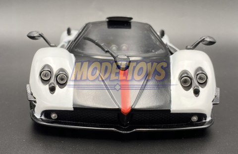 PAGANI Zonda 5 red 1:18 model Motormax 79158 PAGANI Zonda 5 red 1:18 model Motormax 79158