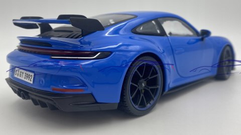 PORSCHE 911 GT3 1:18 model Maisto 36458 PORSCHE 911 GT3 1:18 model Maisto 36458