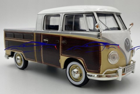 VW Type 2 T1 Pickup z deską 1:24 Motormax 79560 VW Type 2 T1 Pickup z deską 1:24 Motormax 79560