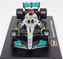 Bolid F1 Mercedes W13 Hamilton KASK BBurago 1:43