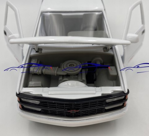 Chevrolet 454 SS Pickup 1:24 Motormax 73203 Chevrolet 454 SS Pickup 1:24 Motormax 73203