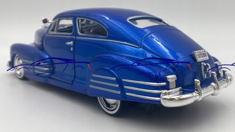 Chevrolet Aerosedan Fleetline 1:24 Motormax 73266 Chevrolet Aerosedan Fleetline 1:24 Motormax 73266