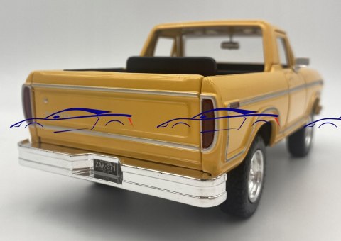 Ford Bronco (open top) 1978 1:24 Motormax 79374 Ford Bronco (open top) 1978 1:24 Motormax 79374