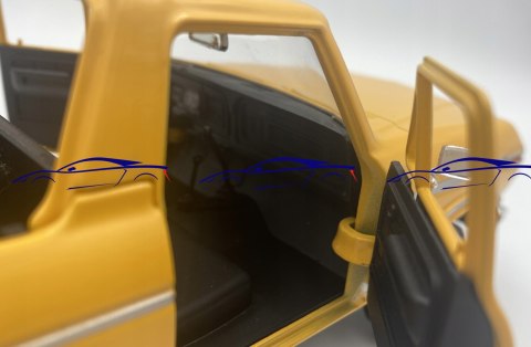 Ford Bronco (open top) 1978 1:24 Motormax 79374 Ford Bronco (open top) 1978 1:24 Motormax 79374