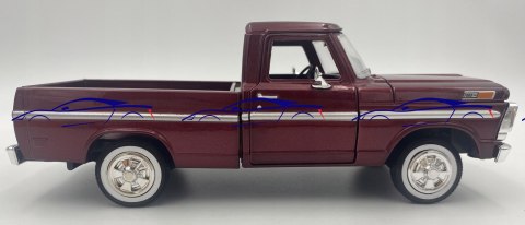 Ford F-100 Pickup 1969 1:24 Motormax 79315 Ford F-100 Pickup 1969 1:24 Motormax 79315