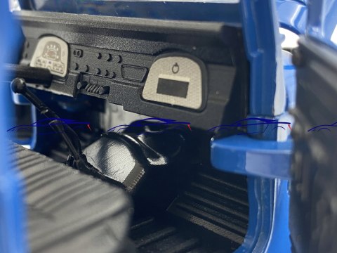 Toyota FJ 40 Hard Top 1:24 blue Motormax 79323 Toyota FJ 40 Hard Top 1:24 blue Motormax 79323