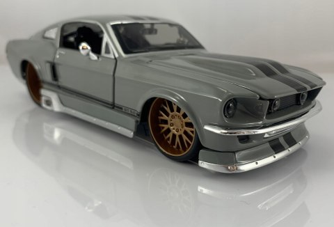 Ford MUSTANG GT 1967 1:24 grey model Maisto 31094 Ford MUSTANG GT 1967 1:24 grey model Maisto 31094