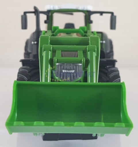 Traktor FENDT ładowacz z napędem BBURAGO metal Traktor FENDT ładowacz z napędem BBURAGO metal