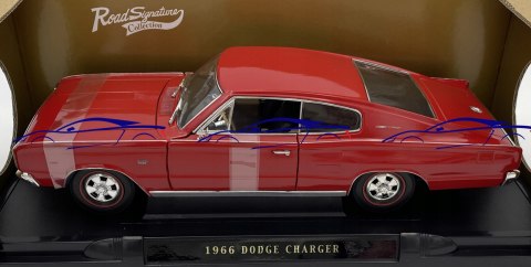 Dodge Charger 1966 1:18 model LDC 92638 red Dodge Charger 1966 1:18 model LDC 92638 red