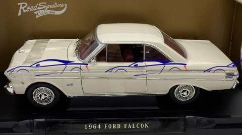 Ford Falcon 1964 1:18 model LDC 92708 white Ford Falcon 1964 1:18 model LDC 92708 white