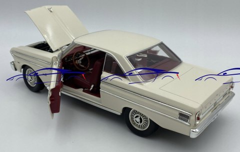 Ford Falcon 1964 1:18 model LDC 92708 white Ford Falcon 1964 1:18 model LDC 92708 white