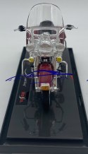 HARLEY-DAVIDSON FLHR ROAD KING 1999 1:18 Maisto