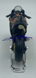 KTM RC16 Red Bull #88 Oliveira MotoGP 1:18 Maisto