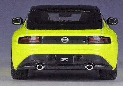 Nissan Z 2023 yellow 1:24 Maisto 32904 Nissan Z 2023 yellow 1:24 Maisto 32904
