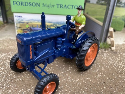BRITAINS 43293 TRAKTOR FORDSON MAJOR LIMITED EDIT BRITAINS 43293 TRAKTOR FORDSON MAJOR LIMITED EDIT