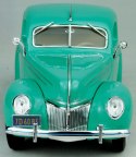 Ford DeLuxe Coupe 1939 turkus 1:18 Maisto 31180