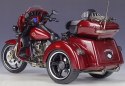 HARLEY DAVIDSON 2021 CVO Tri Glide 1:12 Maisto trike trajka burgundowy