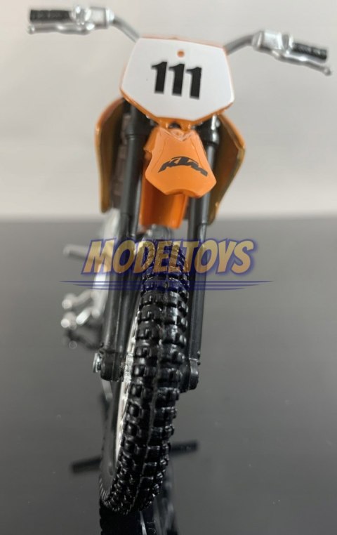 KTM 520 SX #111 motocykl model 1:18 Maisto KTM 520 SX #111 motocykl model 1:18 Maisto